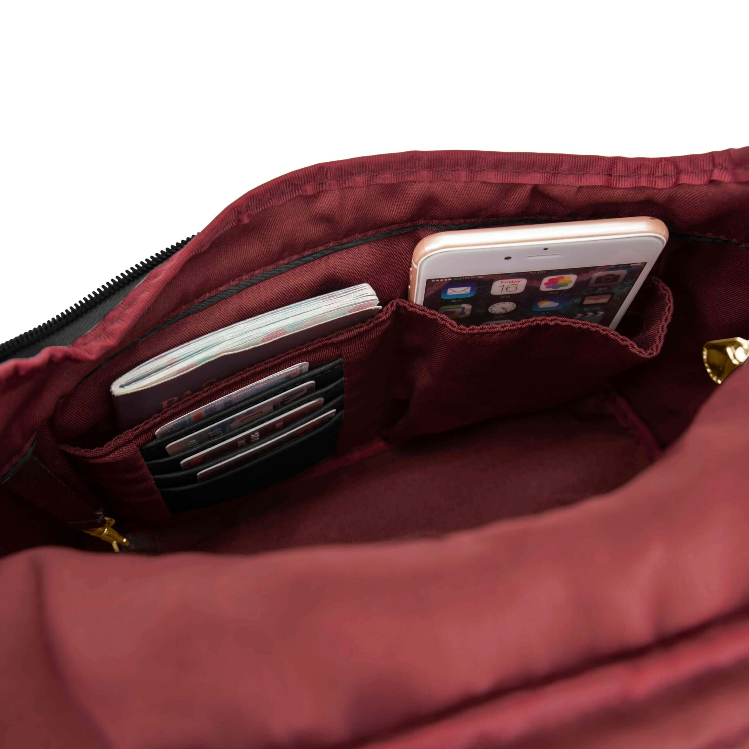 Binnenkant met RFID-blokkering en organisatievakken