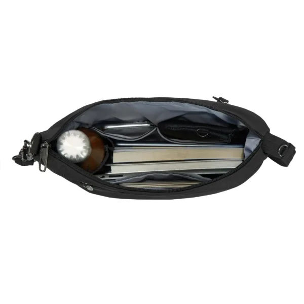 Binnenkant van de Travelon Metro M Crossbody Tas met de vakindeling (2)