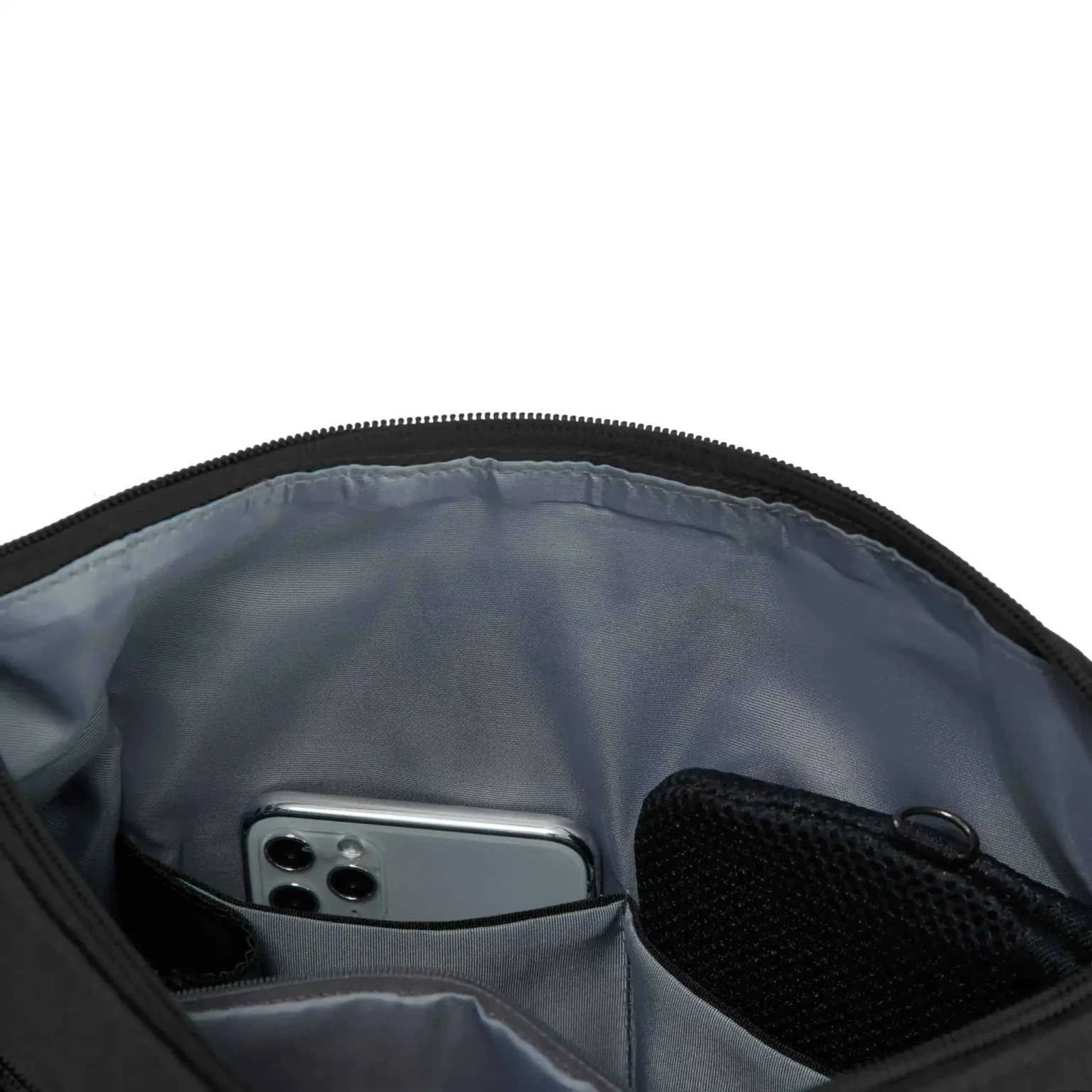 Binnenkant van de Travelon Metro M Crossbody Tas met de vakindeling