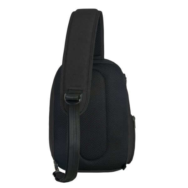 Achterkant van de Travelon Metro Sling Bag met de gepolsterde band