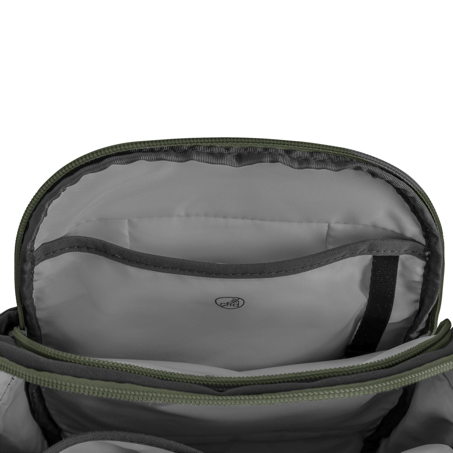 Geopend vak van de Travelon Voyages tour bag in zwart met RFID-beschermd vak
