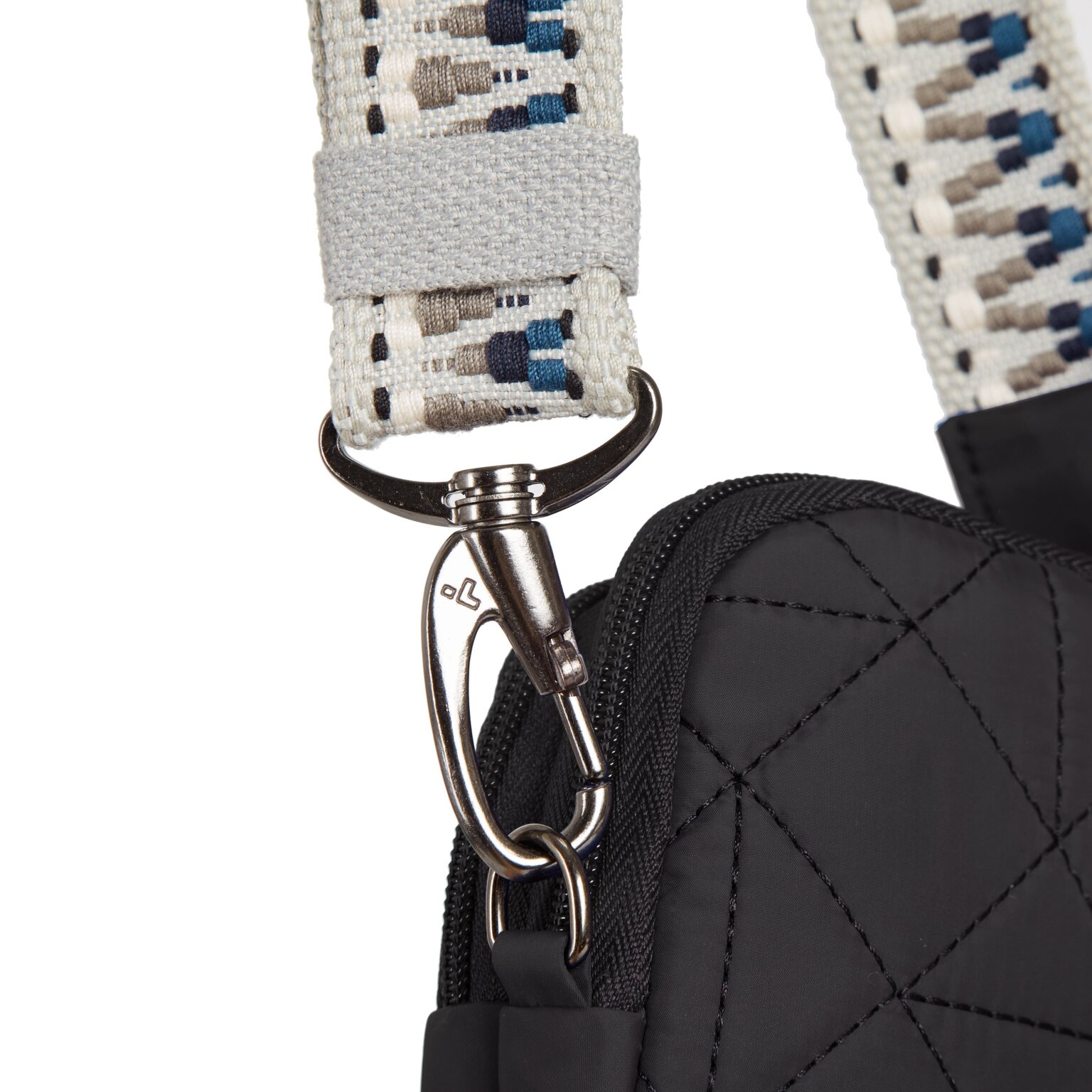 Lockdown-bevestiging van de geweven band van de Travelon Boho telefoon crossbody in zwart