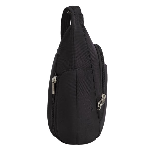 Zijkant van de Travelon Classic bucket bag in zwart