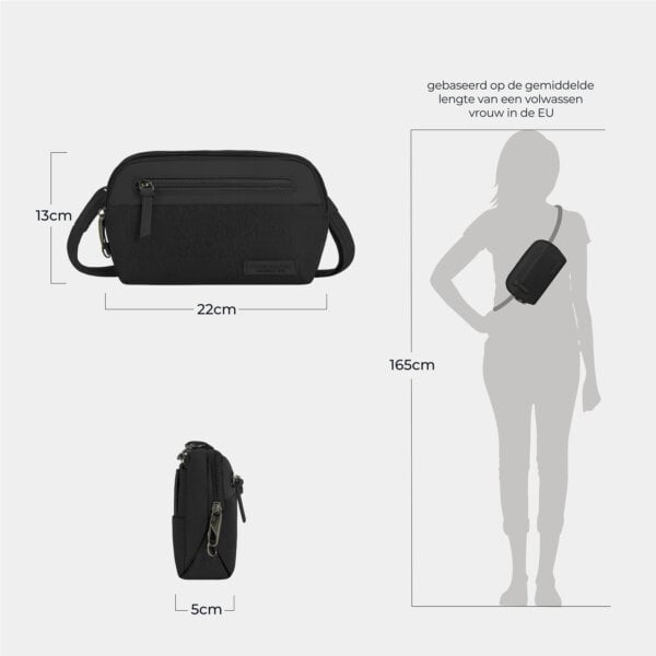 Maattekening van de Travelon Metro Convertible Crossbody Tas: 13 cm hoog, 22 cm breed en 5 cm diep, afgebeeld op een silhouet van 165 cm