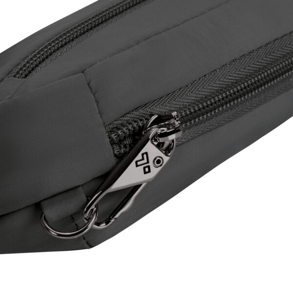 Vergrendelbare ritstrekkers van de Travelon Roam compact sling in zwart