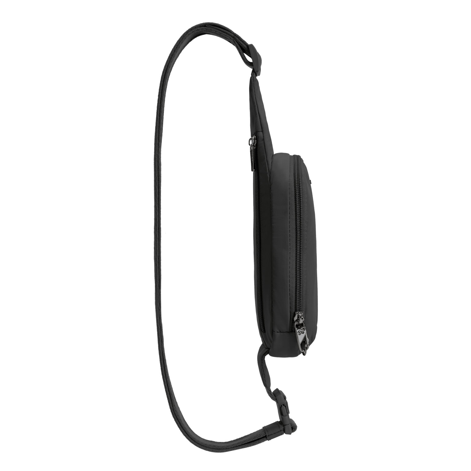 Zijkant van de Travelon Roam compact sling in zwart met de volledige schouderband